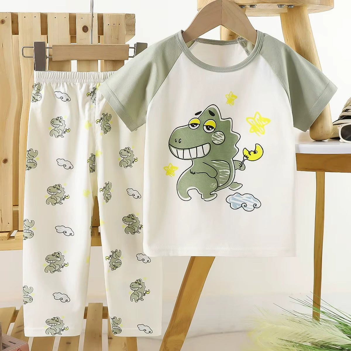 Kids 100% Cotton Casual Clothing with Cartoon Pattern ( Set of 6 )